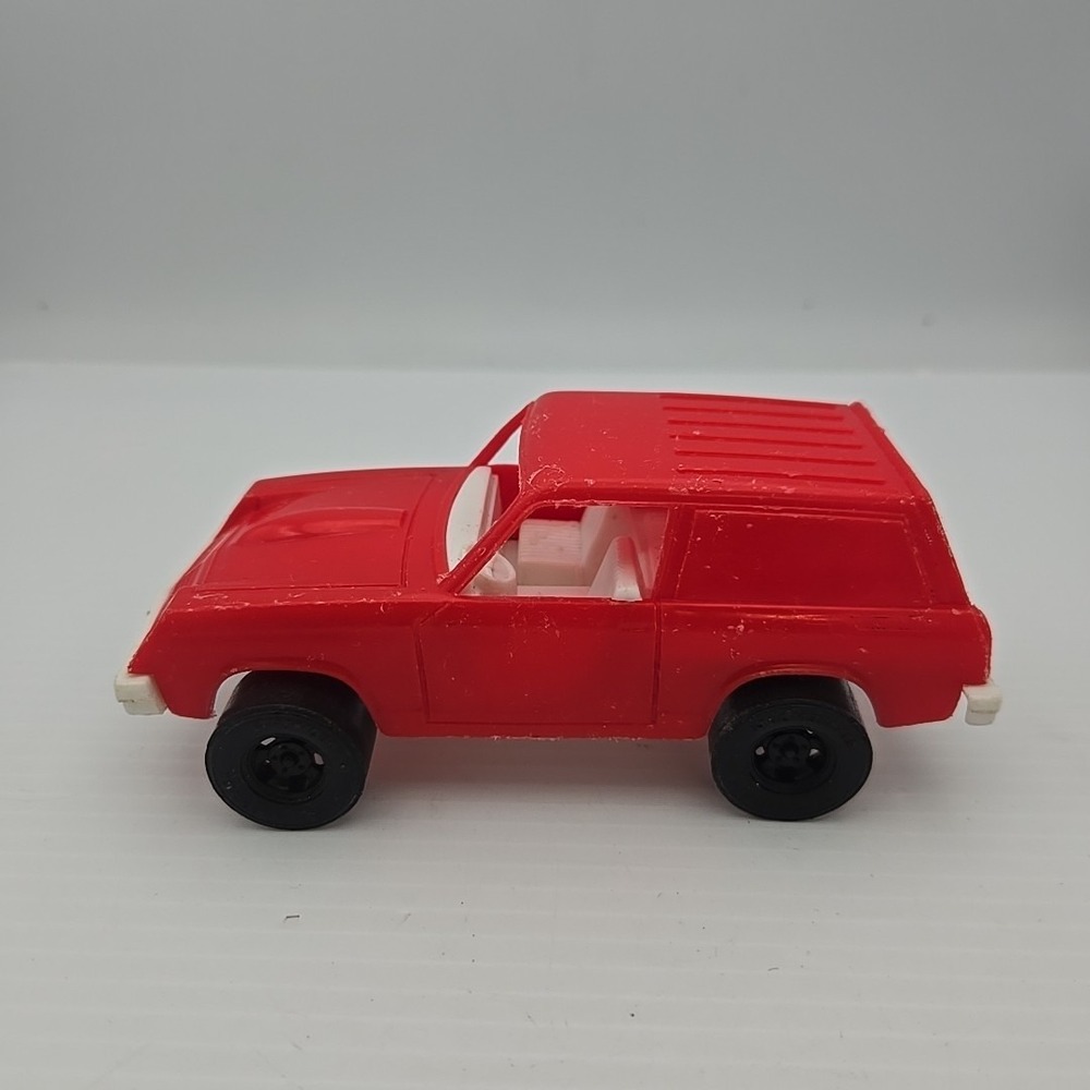 Vintage 70s Strombecker Vega Panel Truck Plastic Red Made in USA #14408‎
